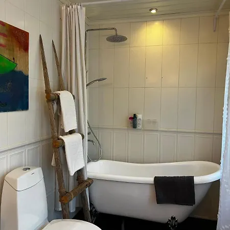 Moonloft@villasolbacka Guest house *