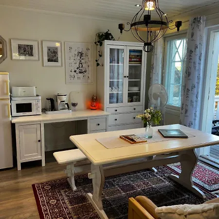 Moonloft@villasolbacka Guest house