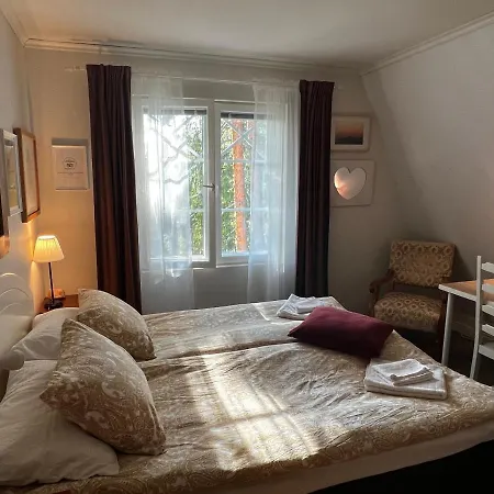 Moonloft@villasolbacka Guest house *