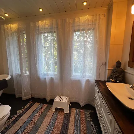 Moonloft@villasolbacka Guest house