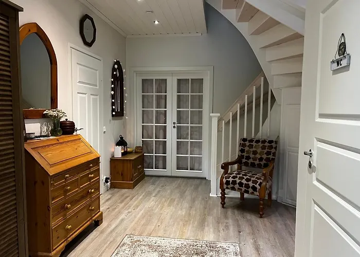 بيت ضيافة Moonloft@villasolbacka *