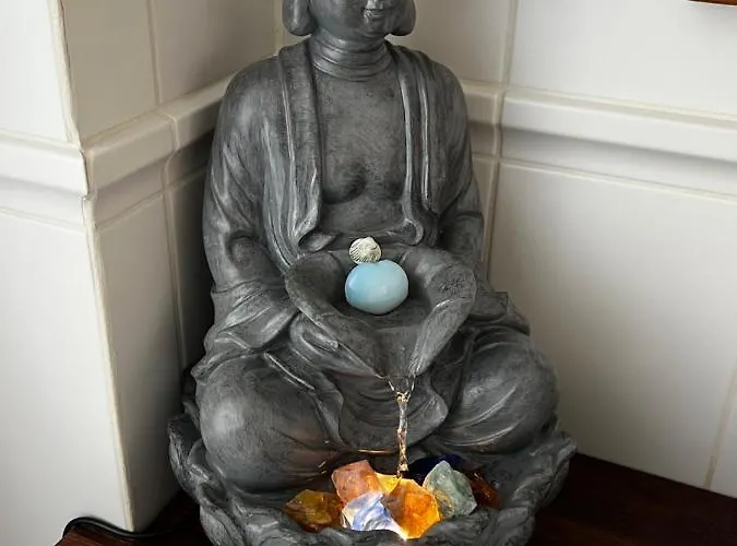 Moonloft@villasolbacka بيت ضيافة *